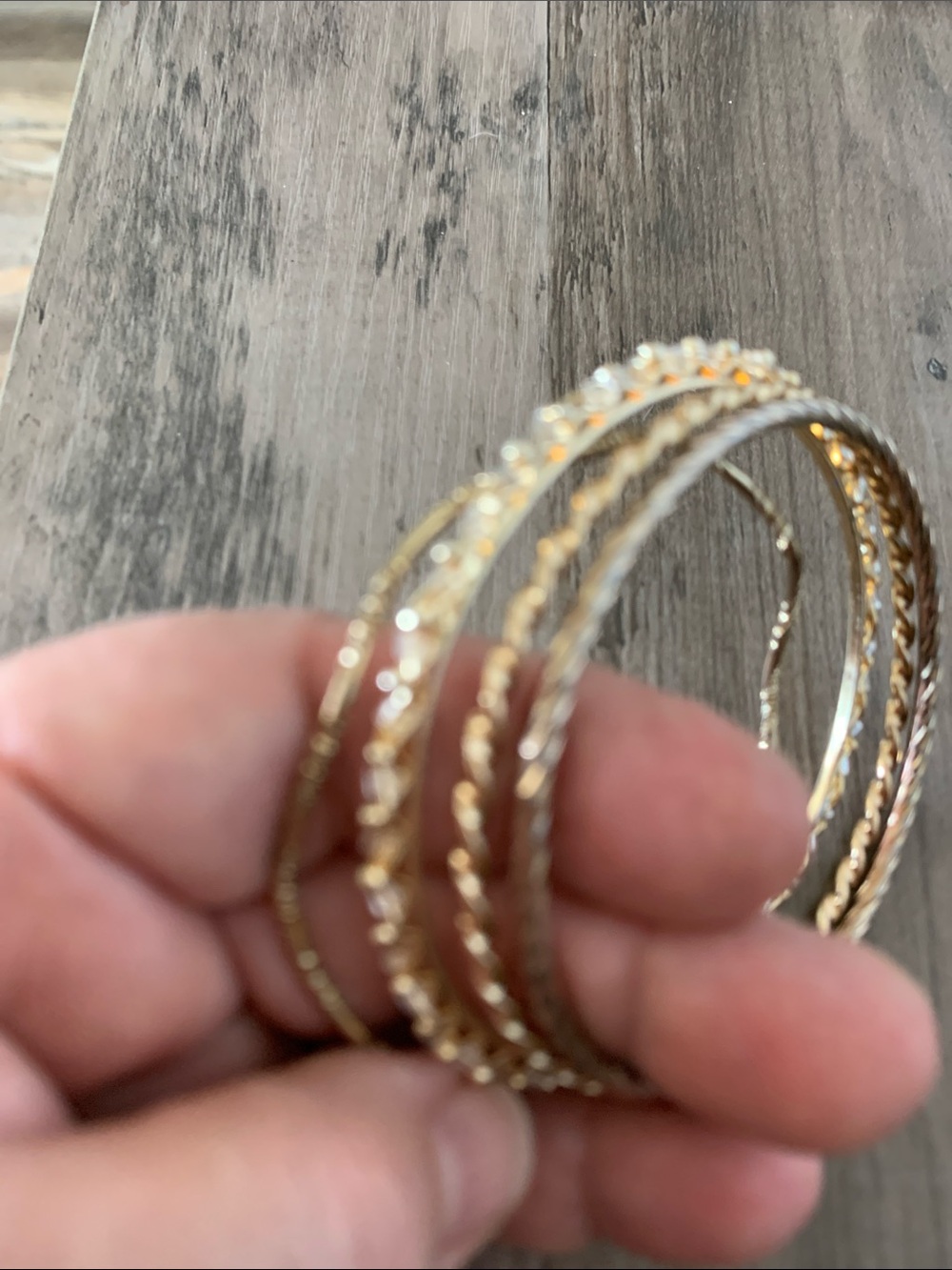 4Gold-Tone Women's Bangle Bracelet Set - Elegant Layered Design - Picture 2 of 2